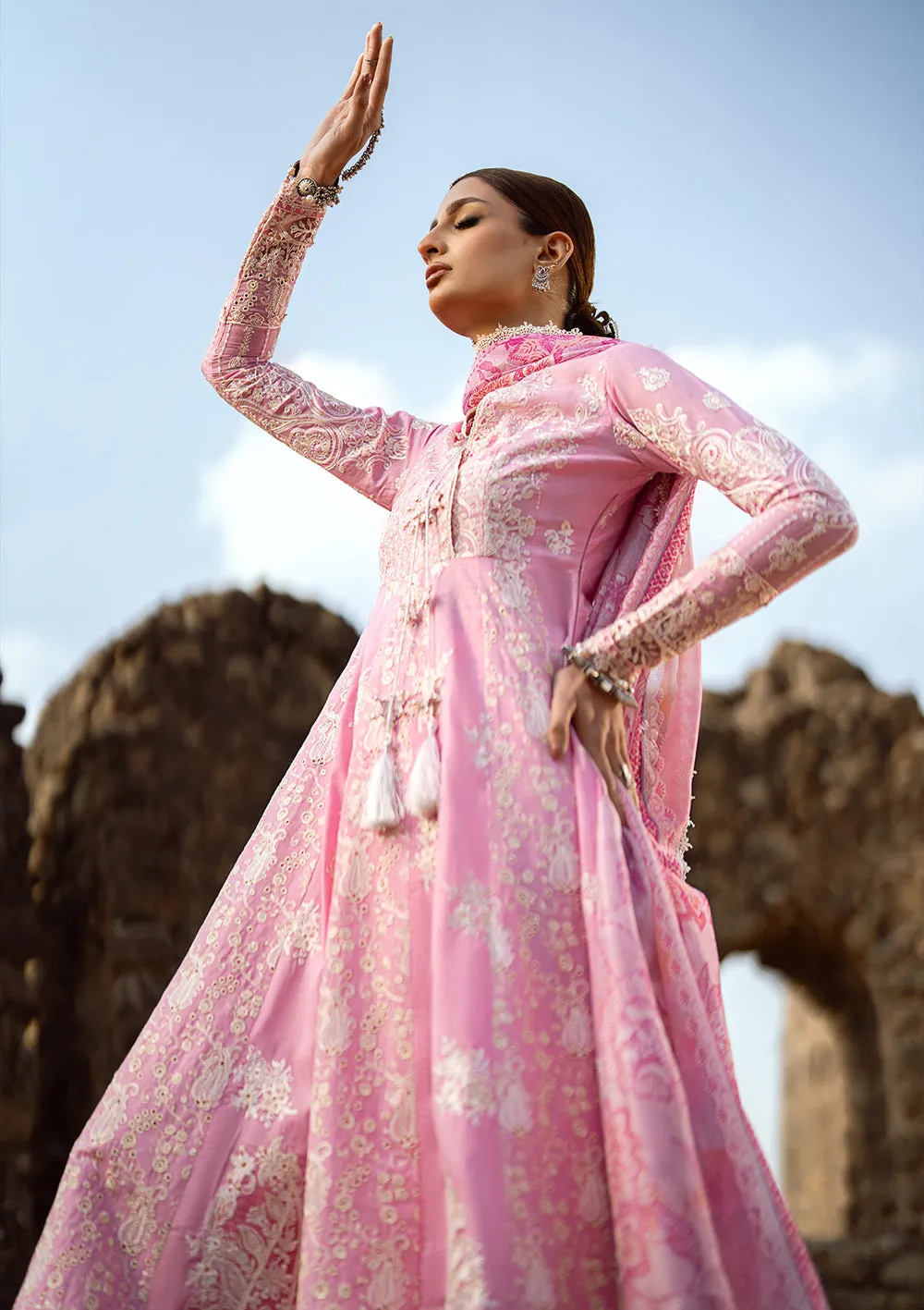 Aik Atelier | Pardes Lawn 24 | LOOK 09