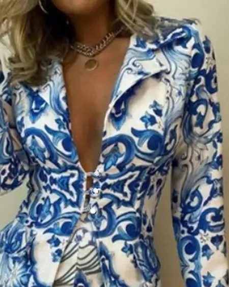 Baroque Design Blazer & Shorts with Long Sleeves