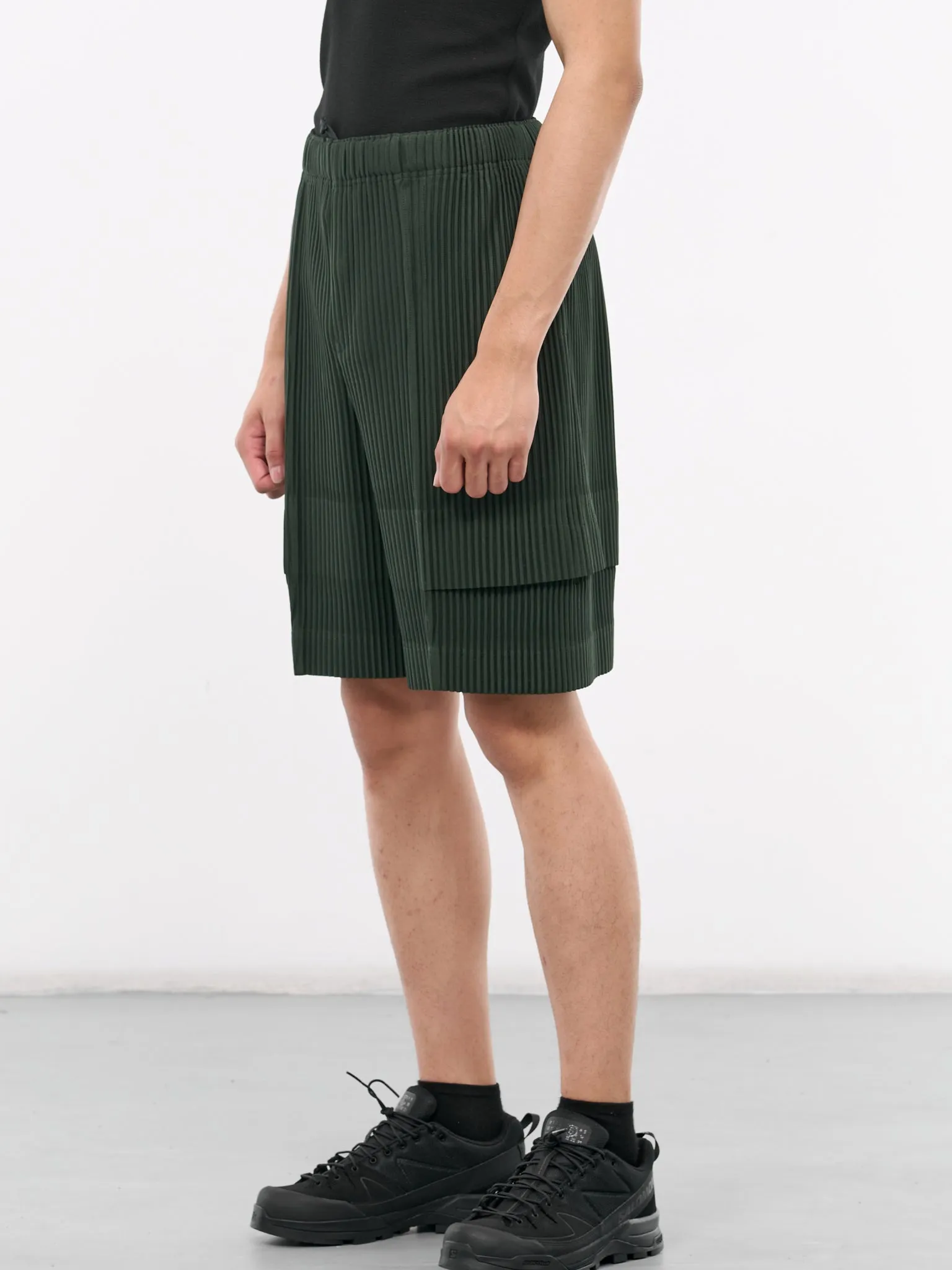 Cargo Pleated Shorts (HP46JF172-67-DEEP-GREEN)
