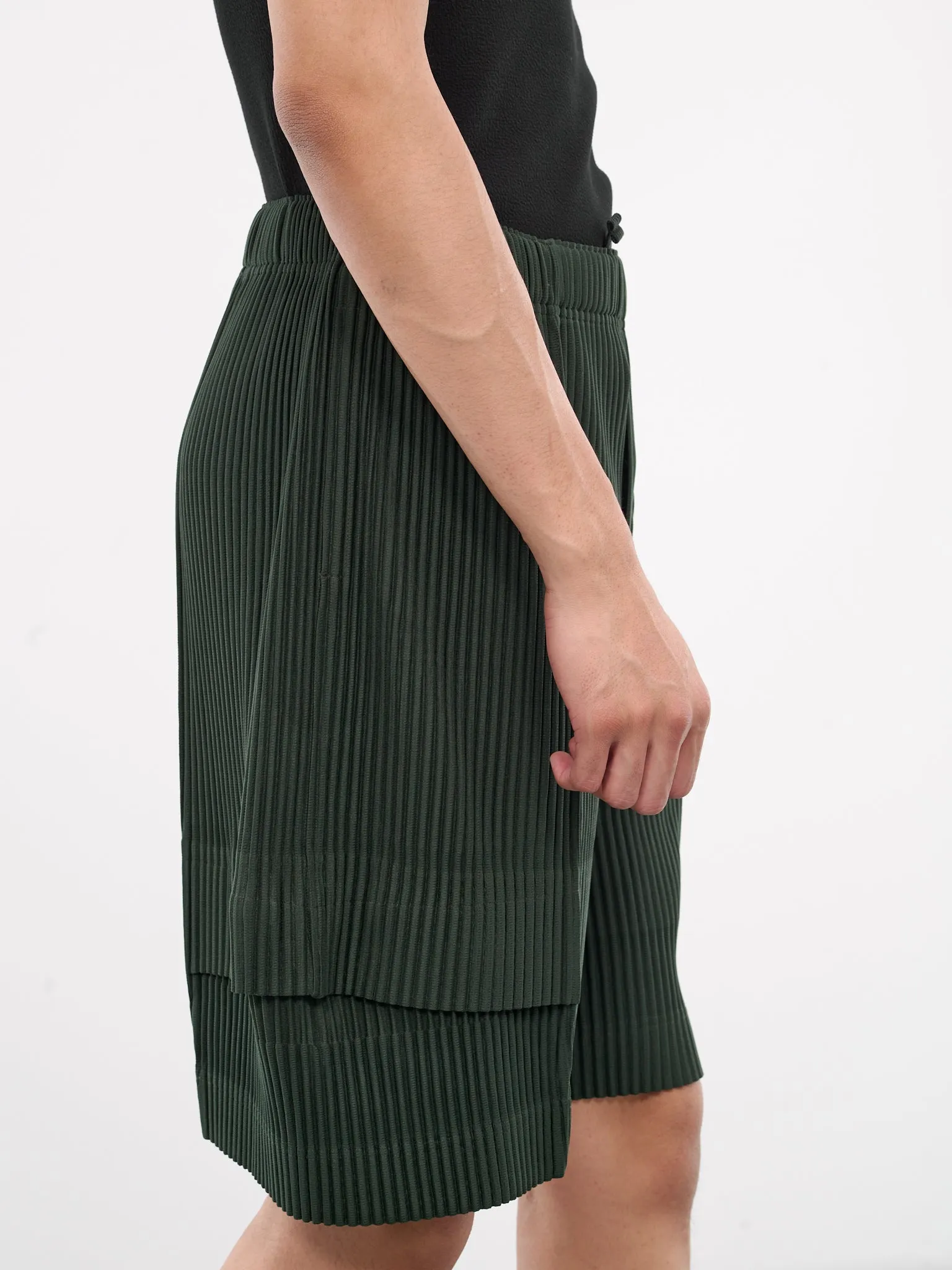 Cargo Pleated Shorts (HP46JF172-67-DEEP-GREEN)