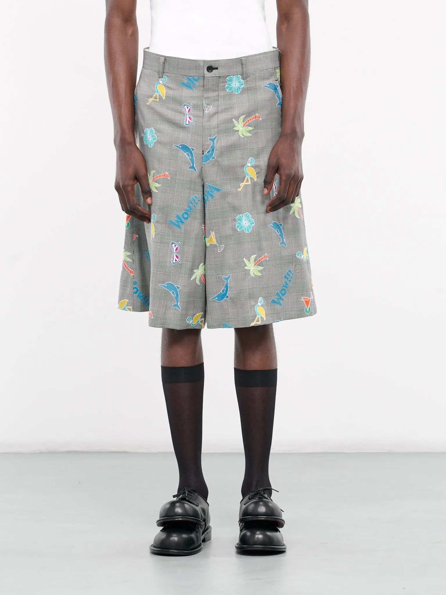 Graphic Plaid Shorts (PM-P001-051-BLACK-NATURAL-MULT)