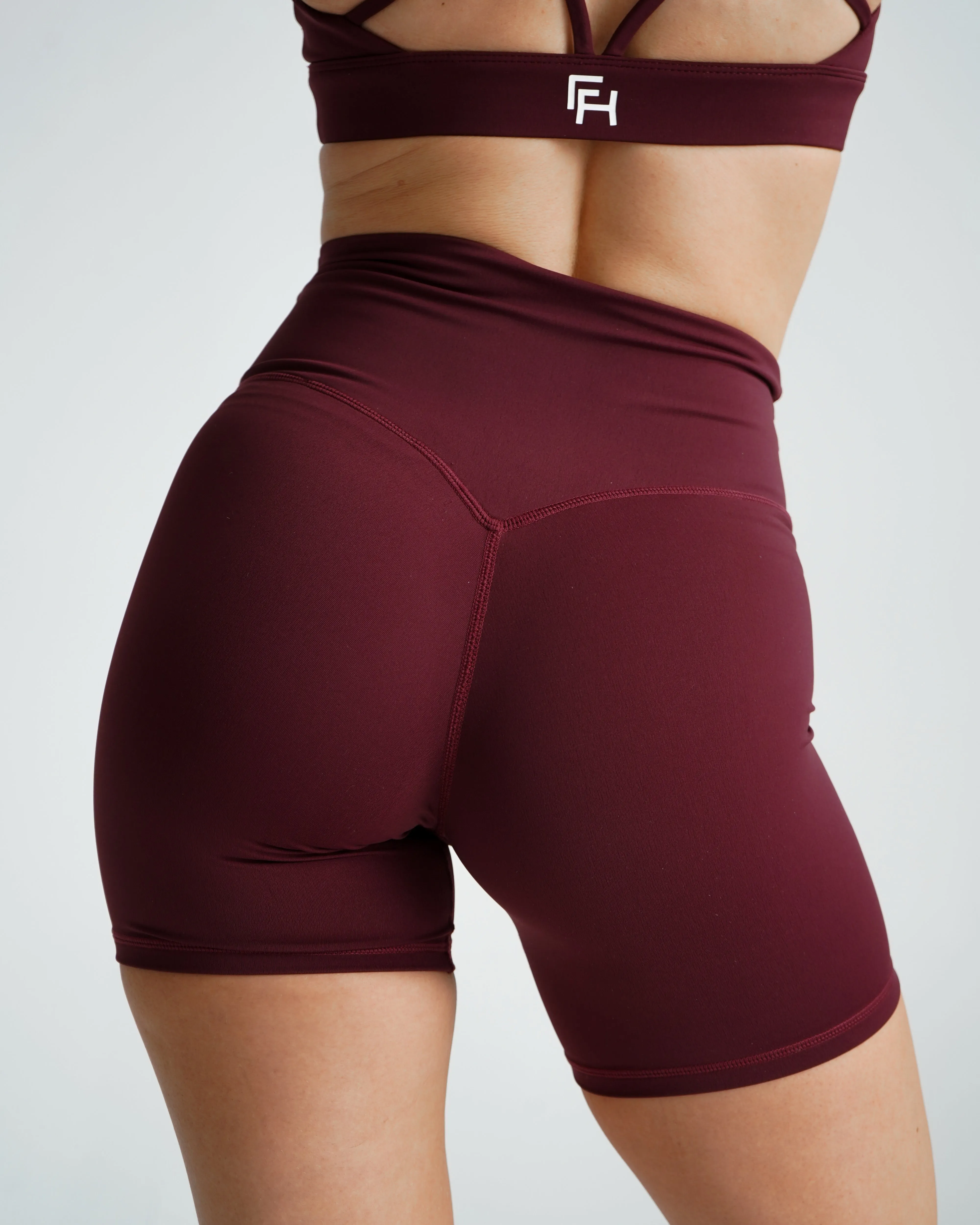 Impact V-Waist Biker Shorts 6” - Wine