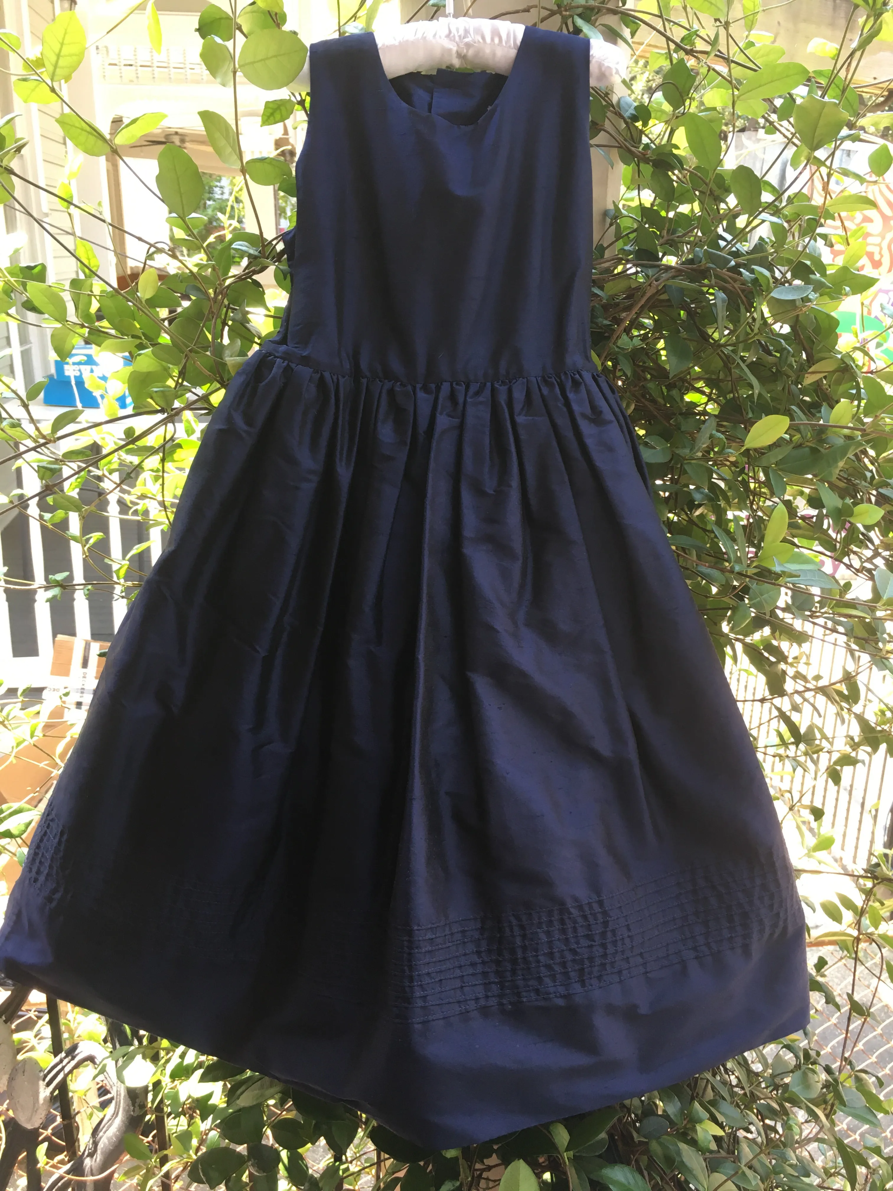 ISABEL GARRETON SPECIAL OCCASION ORGANZA NAVY SILK