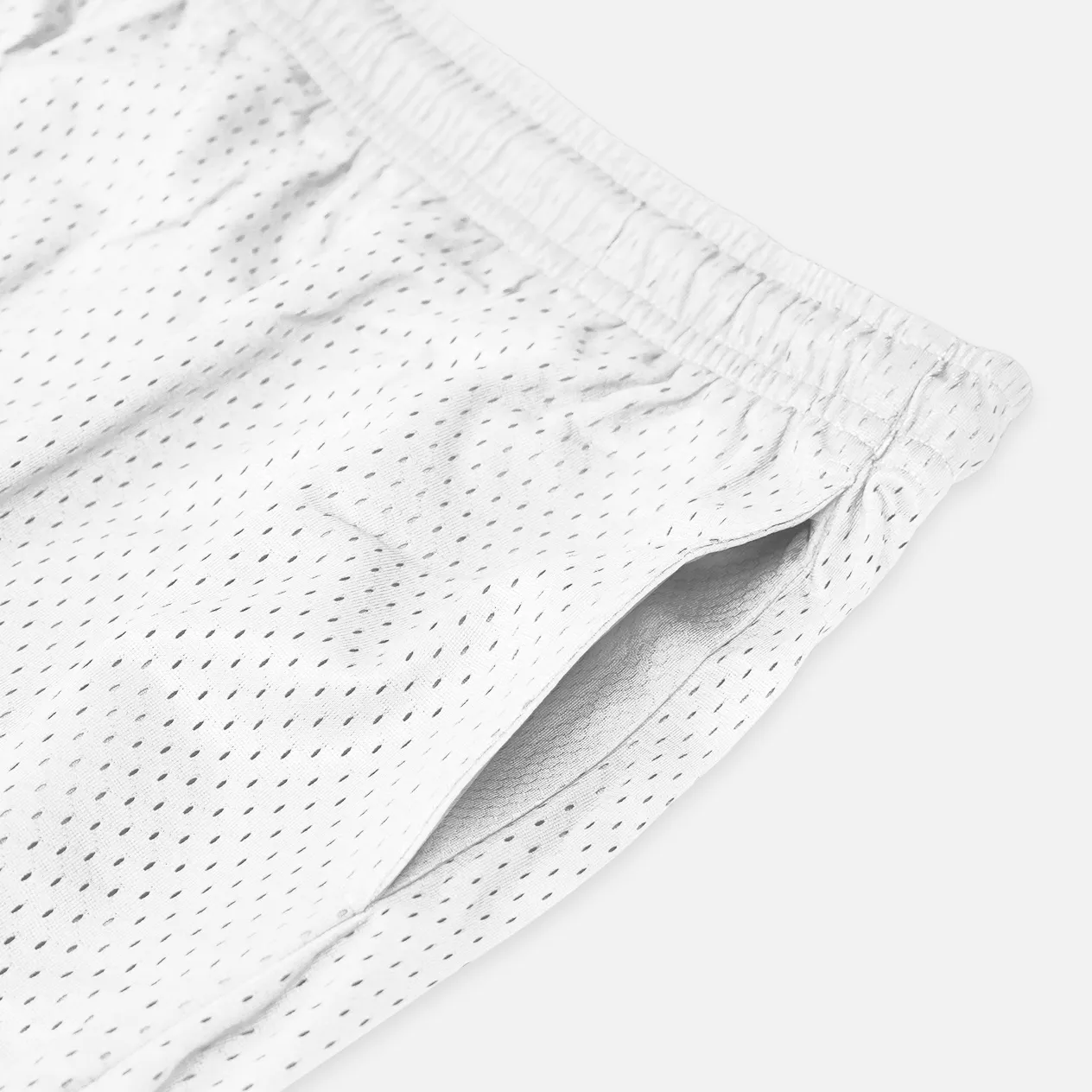 Momma Heart Patch Shorts - 7"