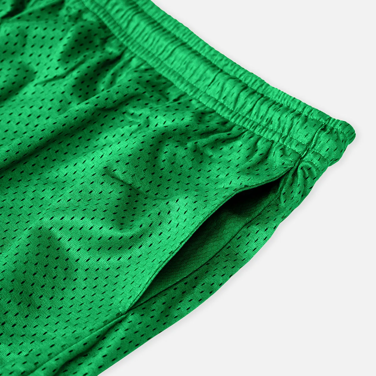 Momma Heart Patch Shorts - 7"