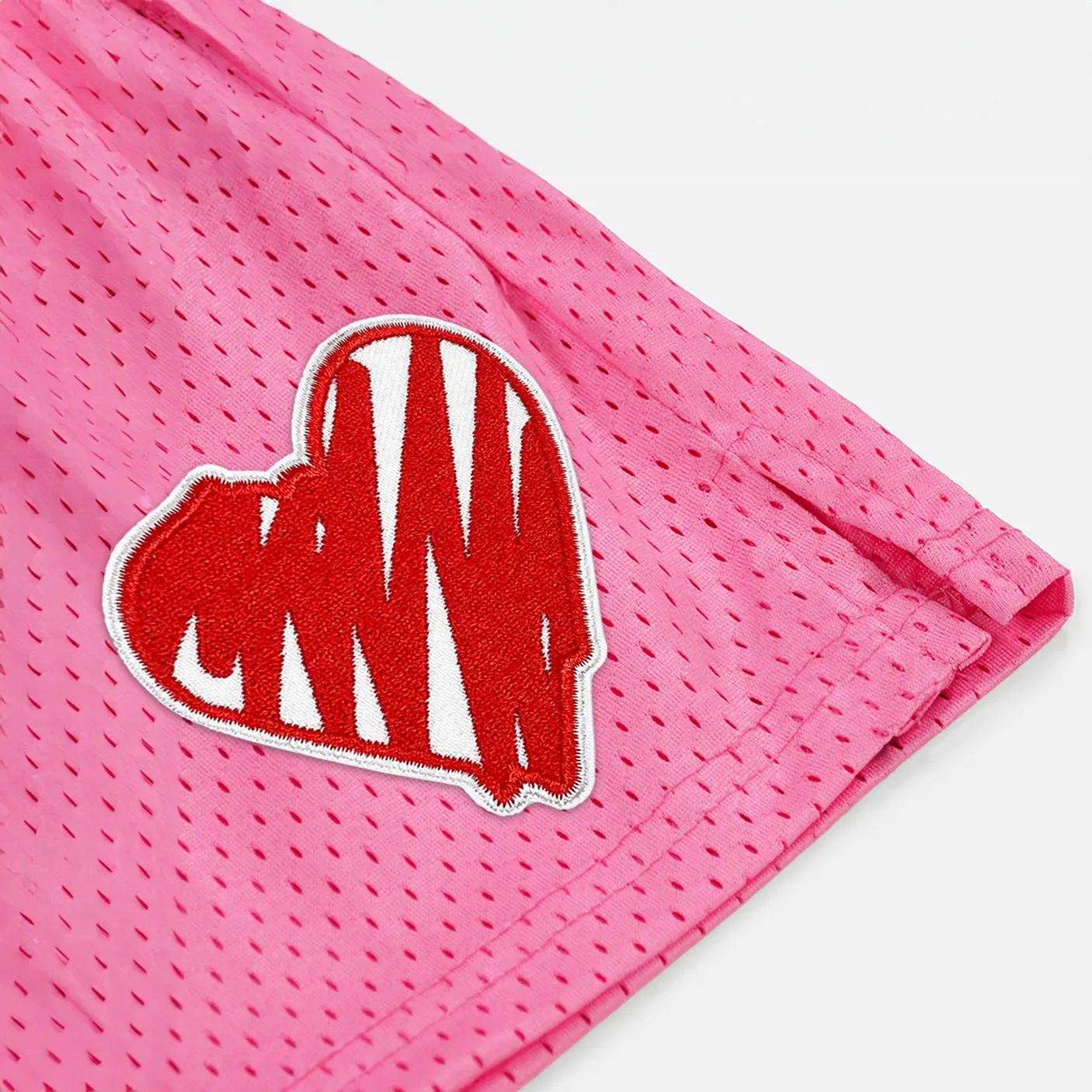 Momma Heart Patch Shorts - 7"