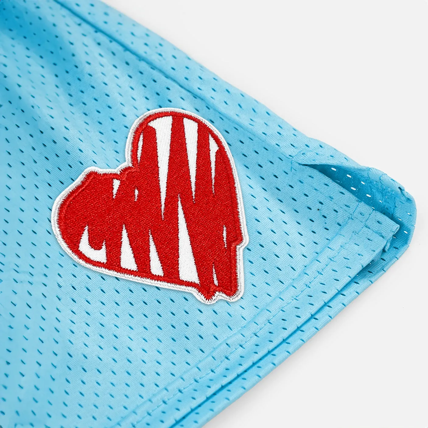 Momma Heart Patch Shorts - 7"