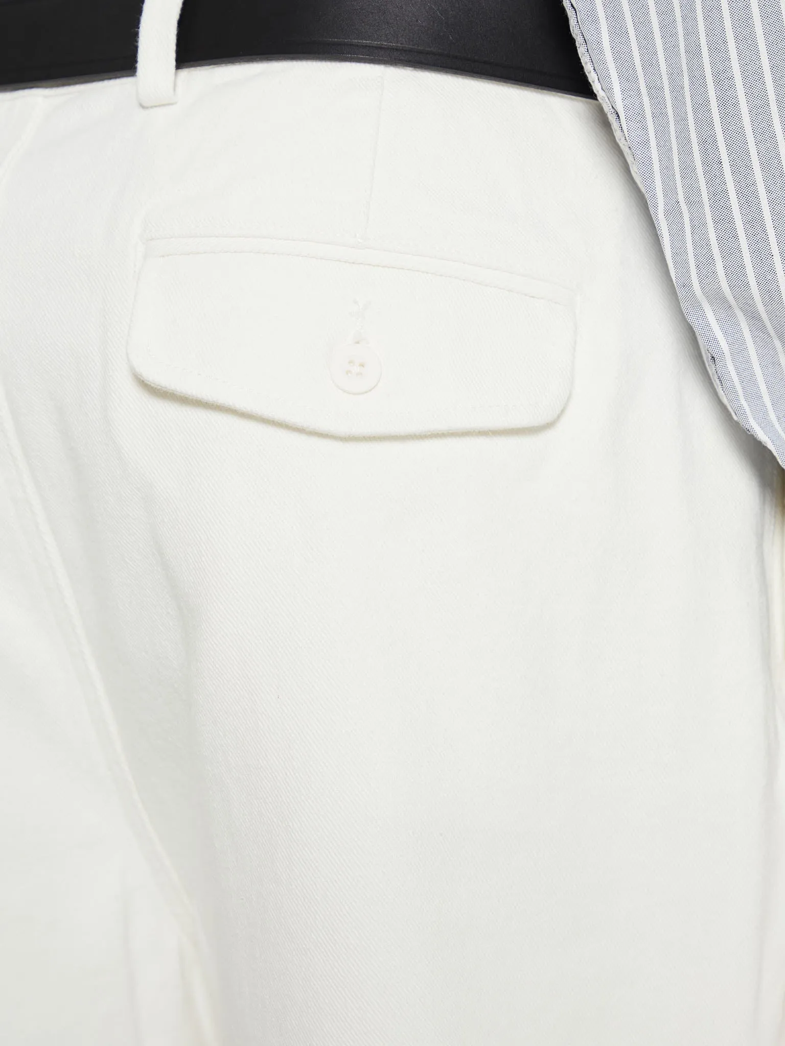 Pleated Shorts in White