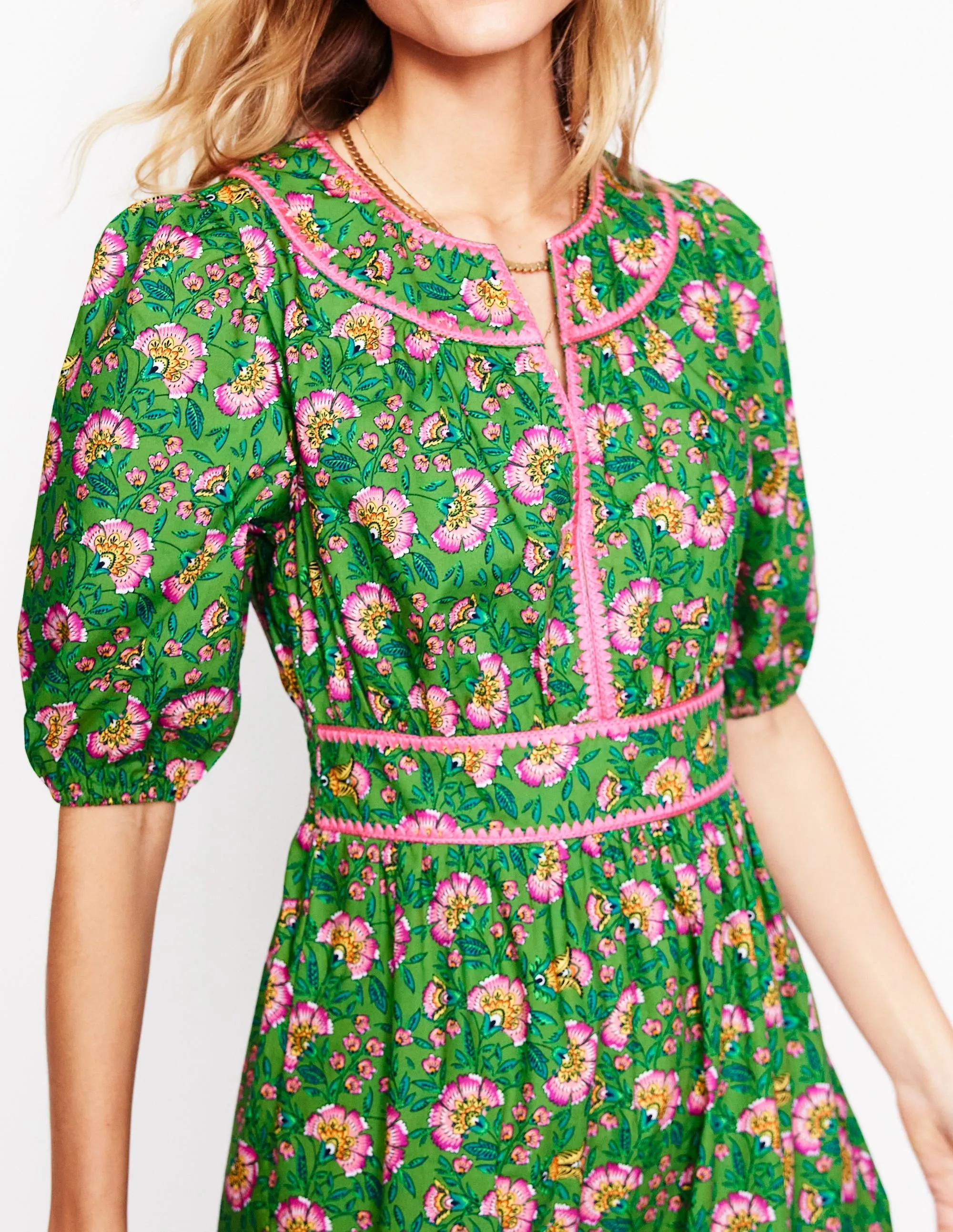 Rhea Embroidered Midi Dress-Green, Decorative Vine