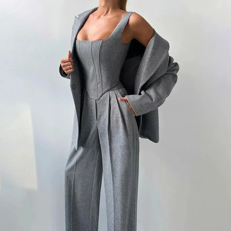 Trendy 3-Piece Women’s Structured Suit with Corset Top & Blazer