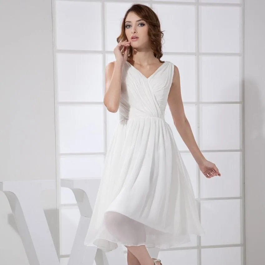V-Neck Chiffon Knee-length Homecoming Dresses